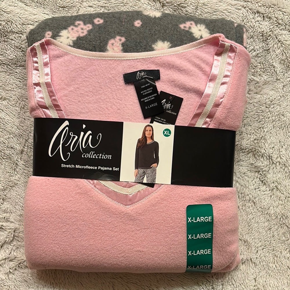 Aria Pink and Gray Microfleece Pajama Set